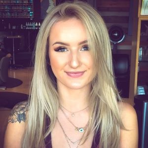 Meet your Posher, Madison